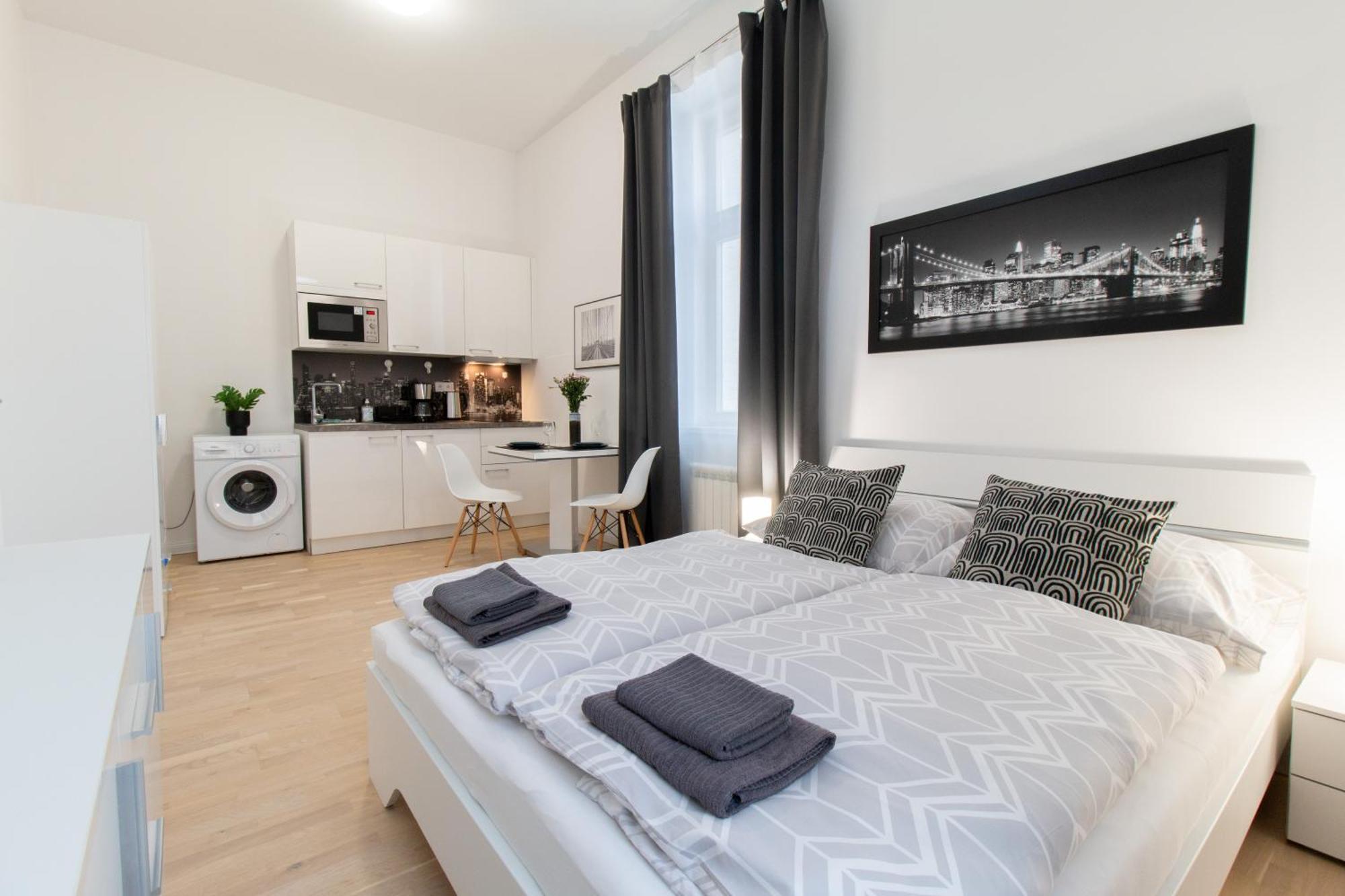 Washingtonova Cr Apartments Prague Exterior photo